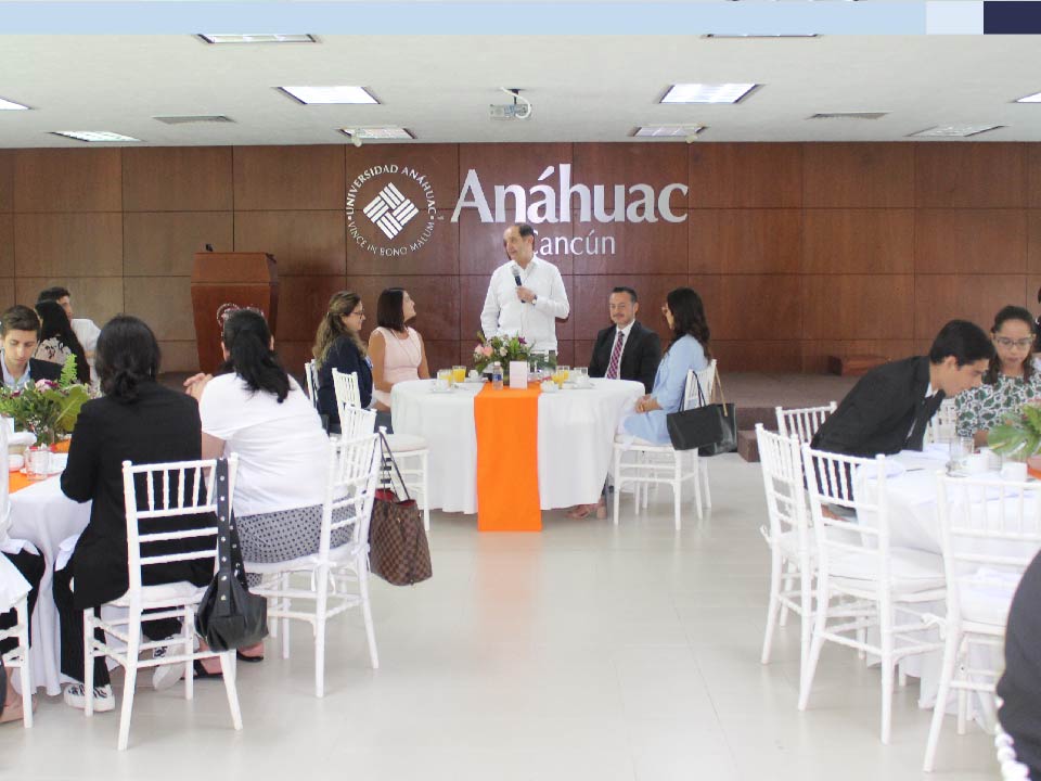 Evento prepa Anahuac campus cumbres cancun